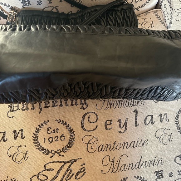 Coach 25260 Madison Phoebe Gathered Twist Leather shoulder bag - Picture 5 of 10